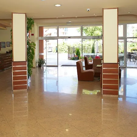 Hotel Veris 3*